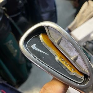 Nike Iron 8 Ignite In Right Handed  steel shaft true temper uniflex